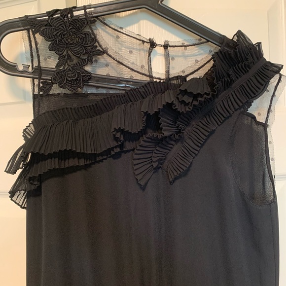 BCBG MaxAzria dress. - Picture 2 of 11